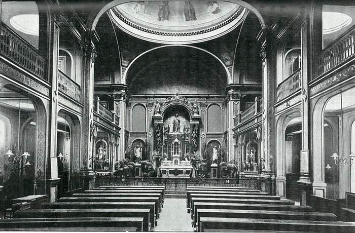 Intérieur de la chapelle de la Maison-Mère, rue Oudinot